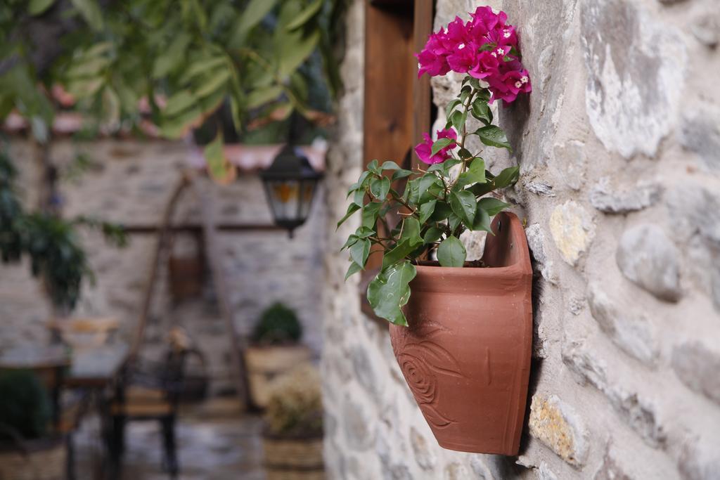 Apartamento Yeni Gelin Evi Birgi Exterior foto