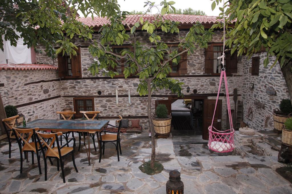 Apartamento Yeni Gelin Evi Birgi Exterior foto
