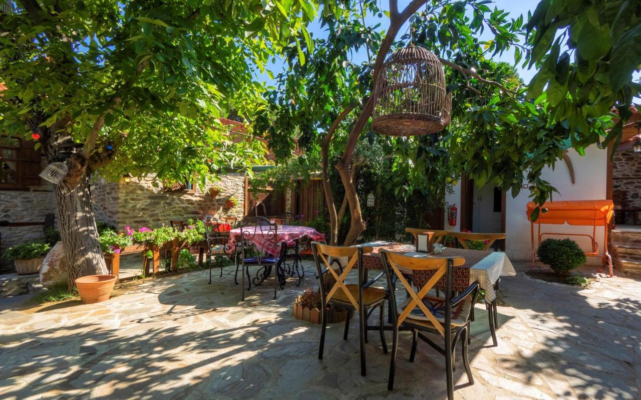 Apartamento Yeni Gelin Evi Birgi Exterior foto
