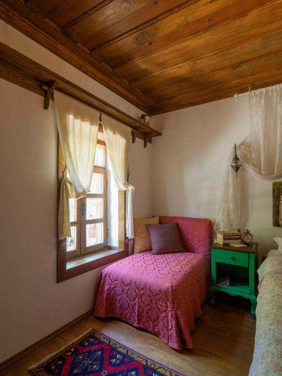 Apartamento Yeni Gelin Evi Birgi Exterior foto