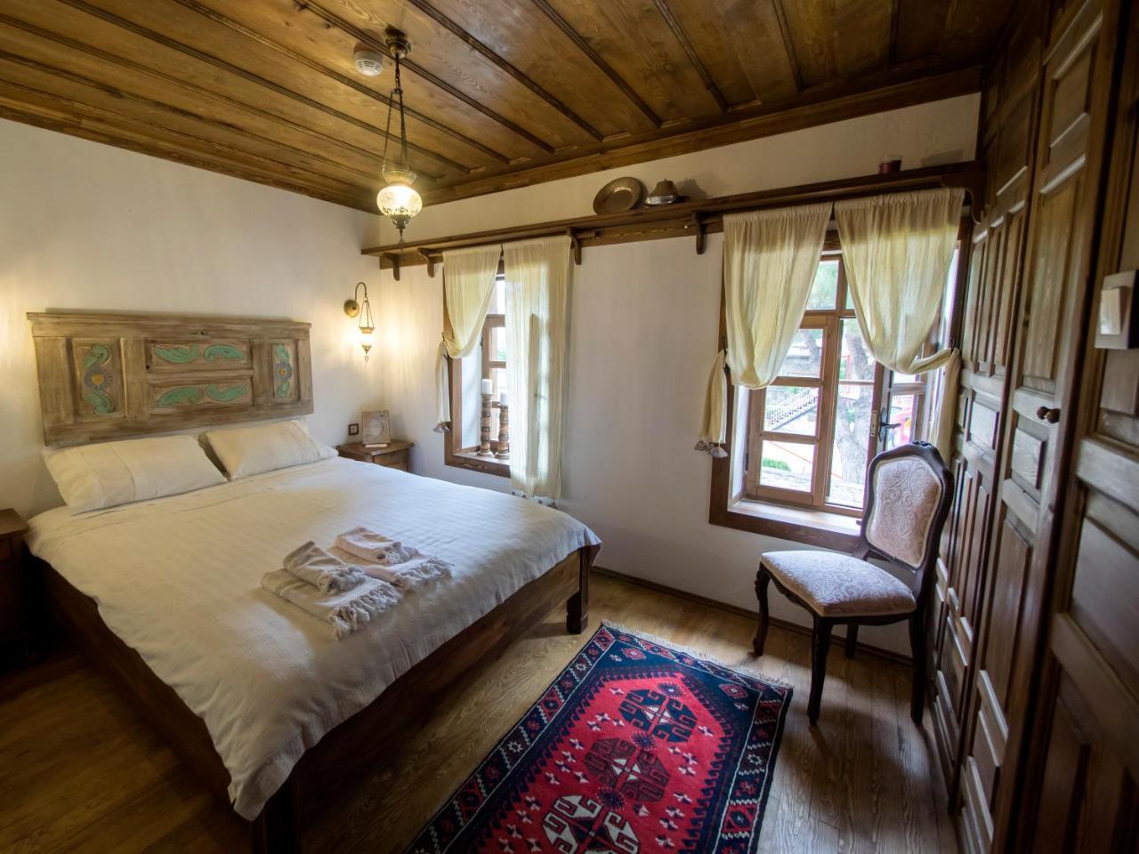 Apartamento Yeni Gelin Evi Birgi Exterior foto